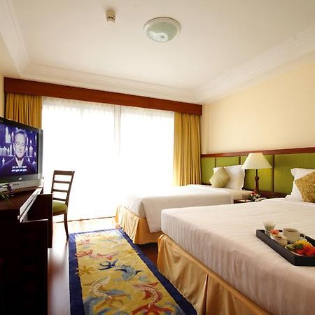 Kalim Resort Patong Exteriér fotografie